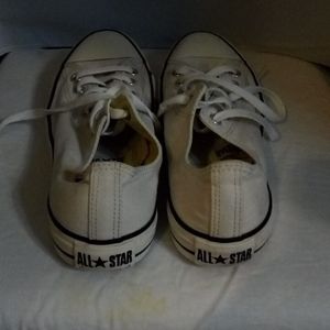 Converse Shoes - ⬇️$19 Convers All Star Sneakers Size 9 & 7 Unisex Converse Shoes - ⬇️$19 Convers All Star Sneakers Size 9 & 7 Unisex